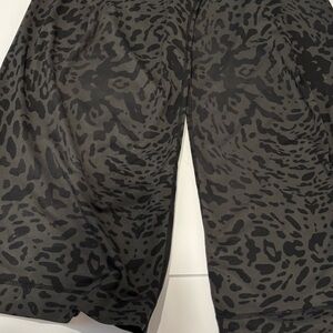 Lululemon wide leg pants camo print